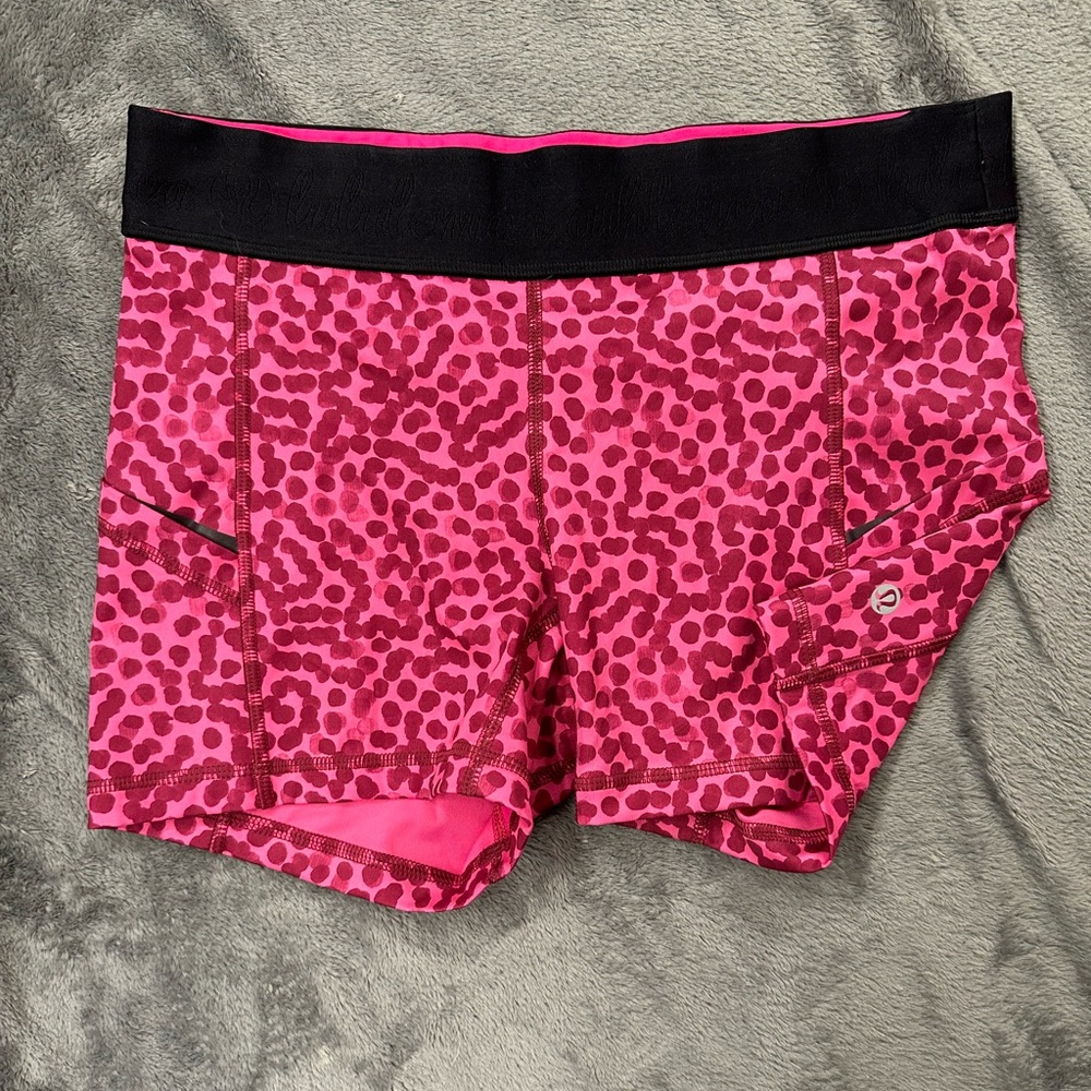 Lulu lemon yoga shorts